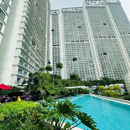 Novotel Suites Manila By River Luxury