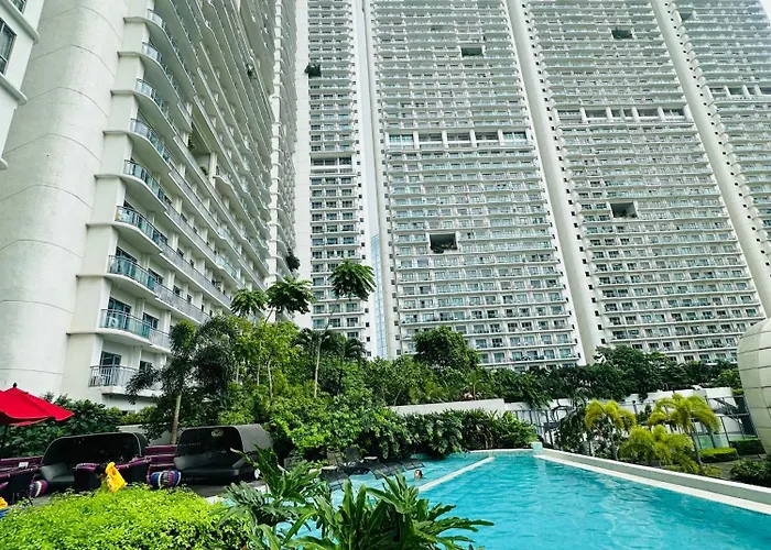 Novotel By River Luxury Hotel 4*