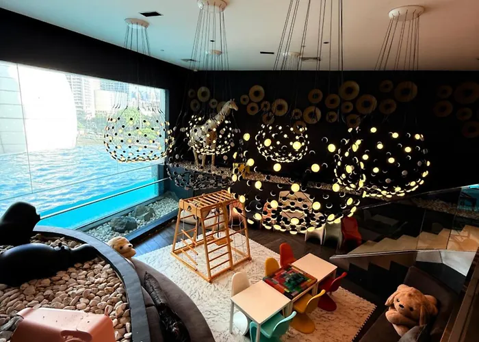 Novotel By River Luxury 4* Manila