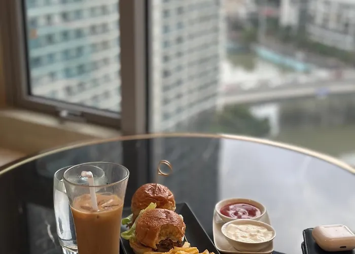 Novotel By River Luxury 4*